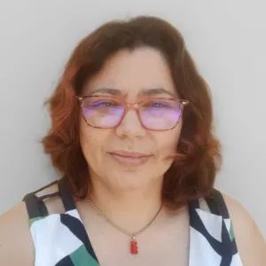Dr. Cláudia P. Passos
